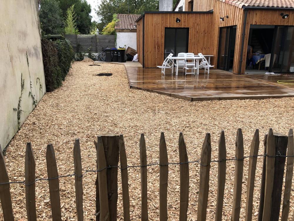 terrasse avec table