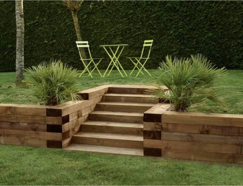 petit escalier en bois